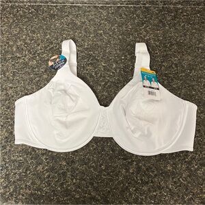 NWT vanity fair white underwire bra 44D style # 76084